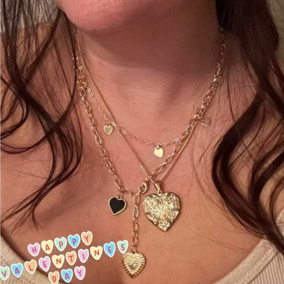 BellanBlue Jewelry - Hearts Locket vday Multilayer 2 piece Necklace Set